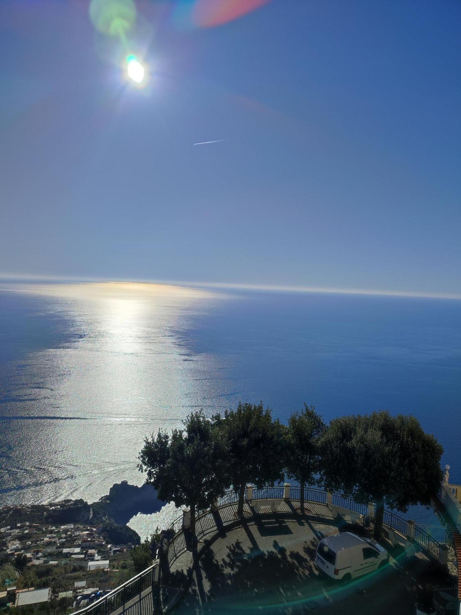 Soleluna أَجيرولا المظهر الخارجي الصورة